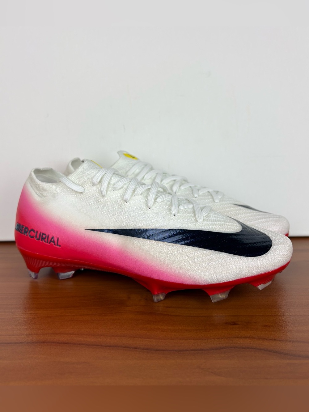 Nike Zoom Mercurial Vapor 16 Elite FG Soccer Cleats